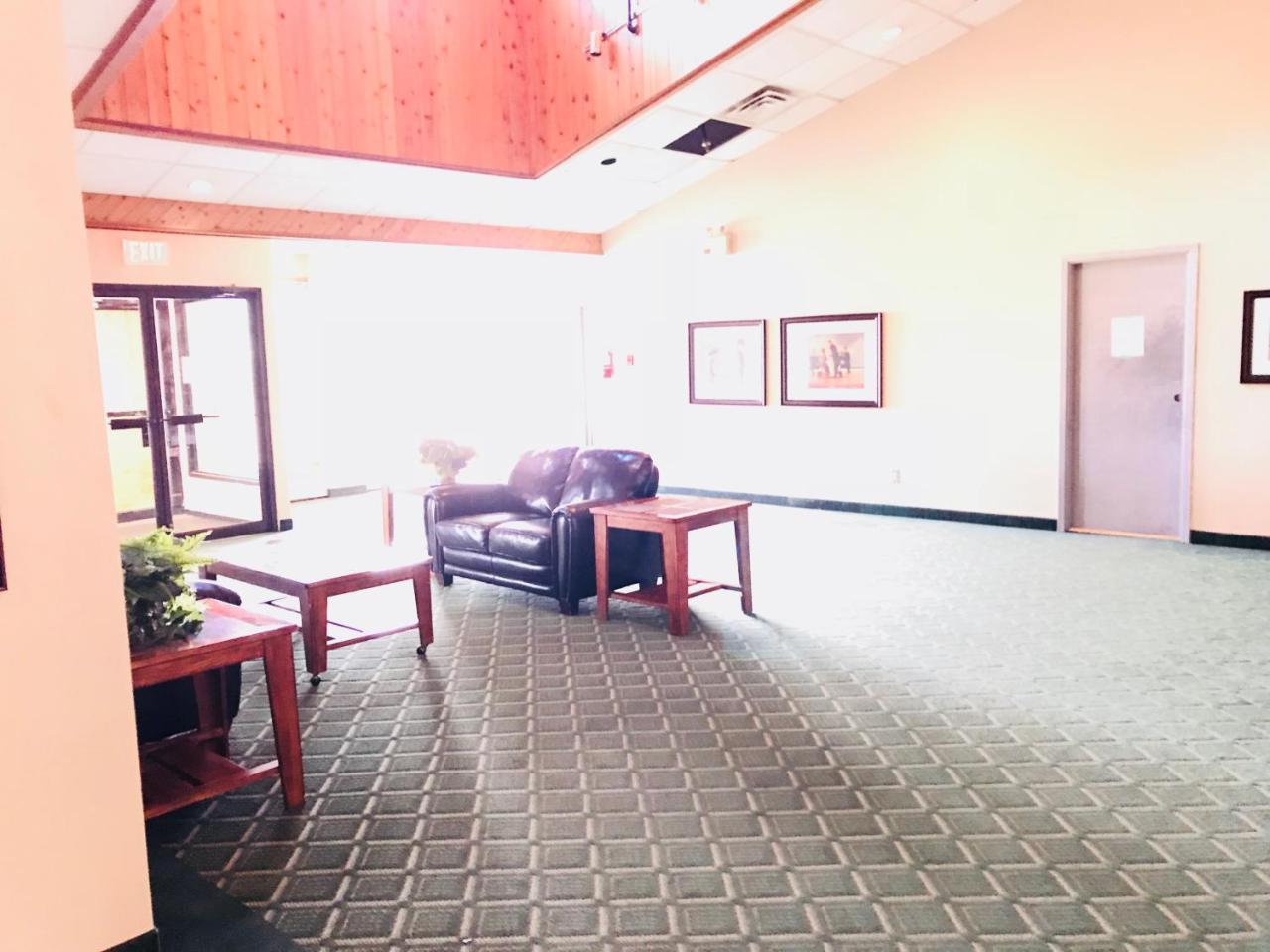 Northern Star Hotel & Convention Center Slave Lake Luaran gambar